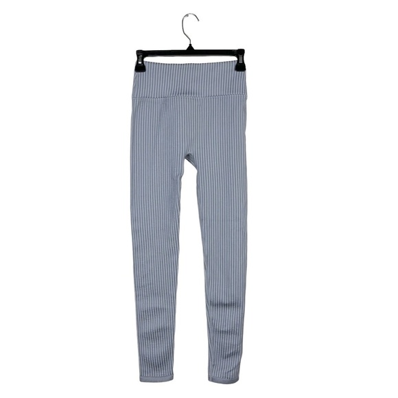 Fabletics High-Waisted Seamless Rib Leggings Iron Gray Hazy Iris Size Small - Picture 4 of 9